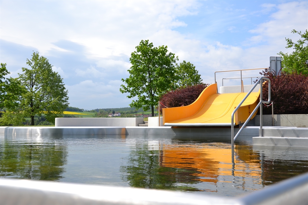 Freibad Erlebnisbad Gföhl - Badespaß für die ganze Familie