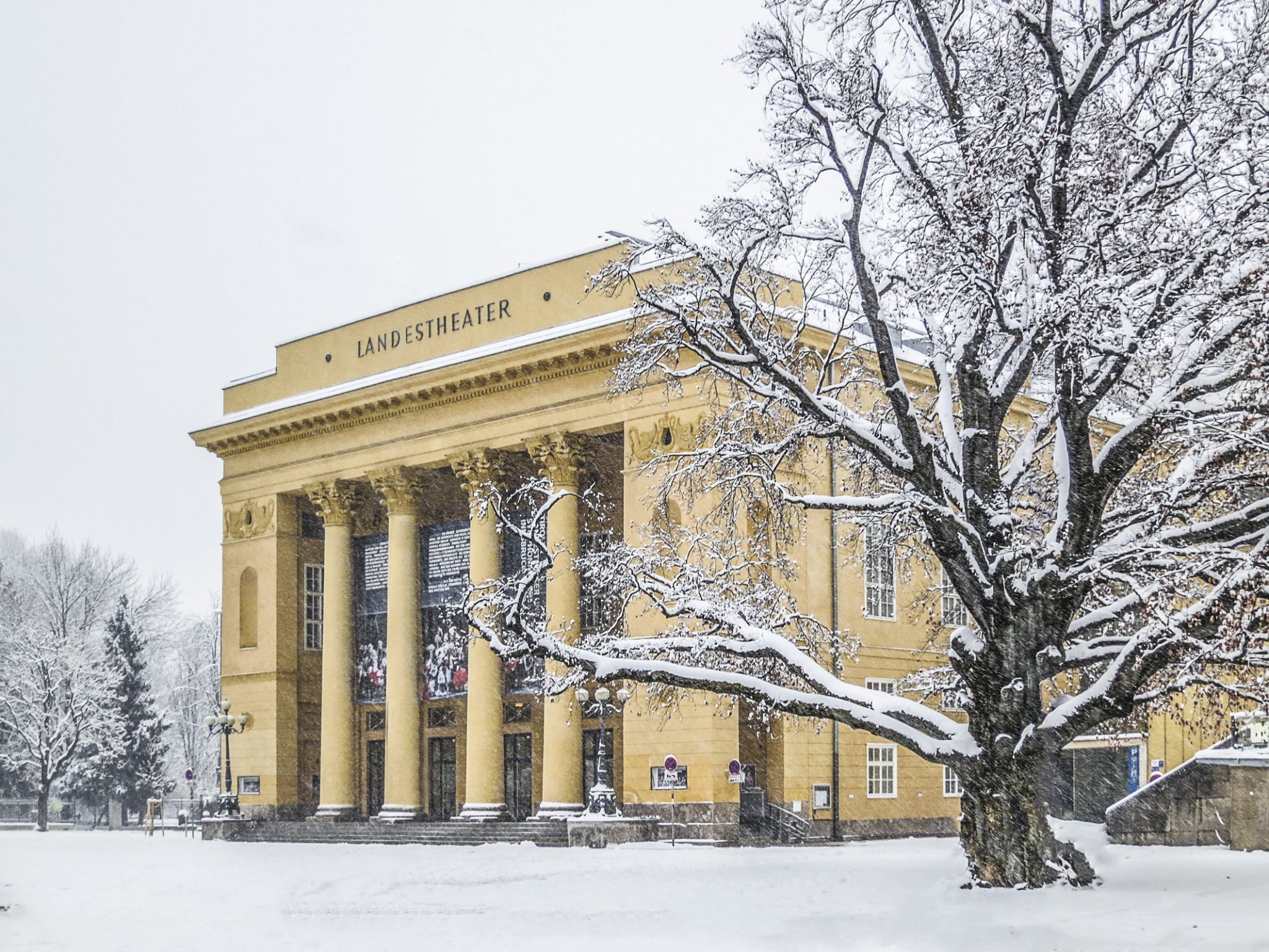 innsbruck tiroler landestheater