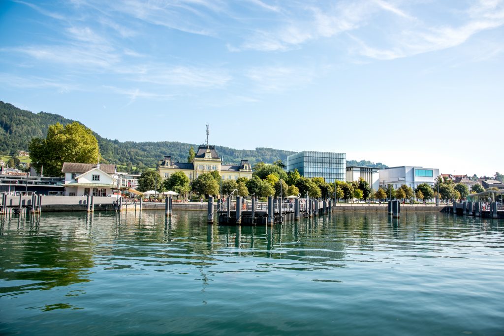 Panorama Hafenfront Bregenz - Städtehopping am Bodensee