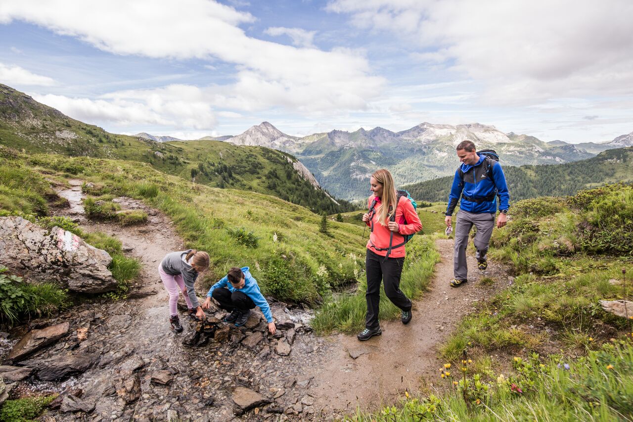 Das Wandern Ist Der Familie Lust Familiii