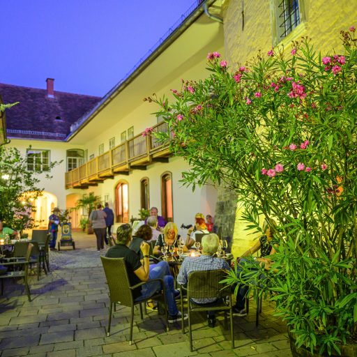 Region Bad Radkersburg: Mediterranes Flair im Schanigarten, so geht steirisches Dolce Vita