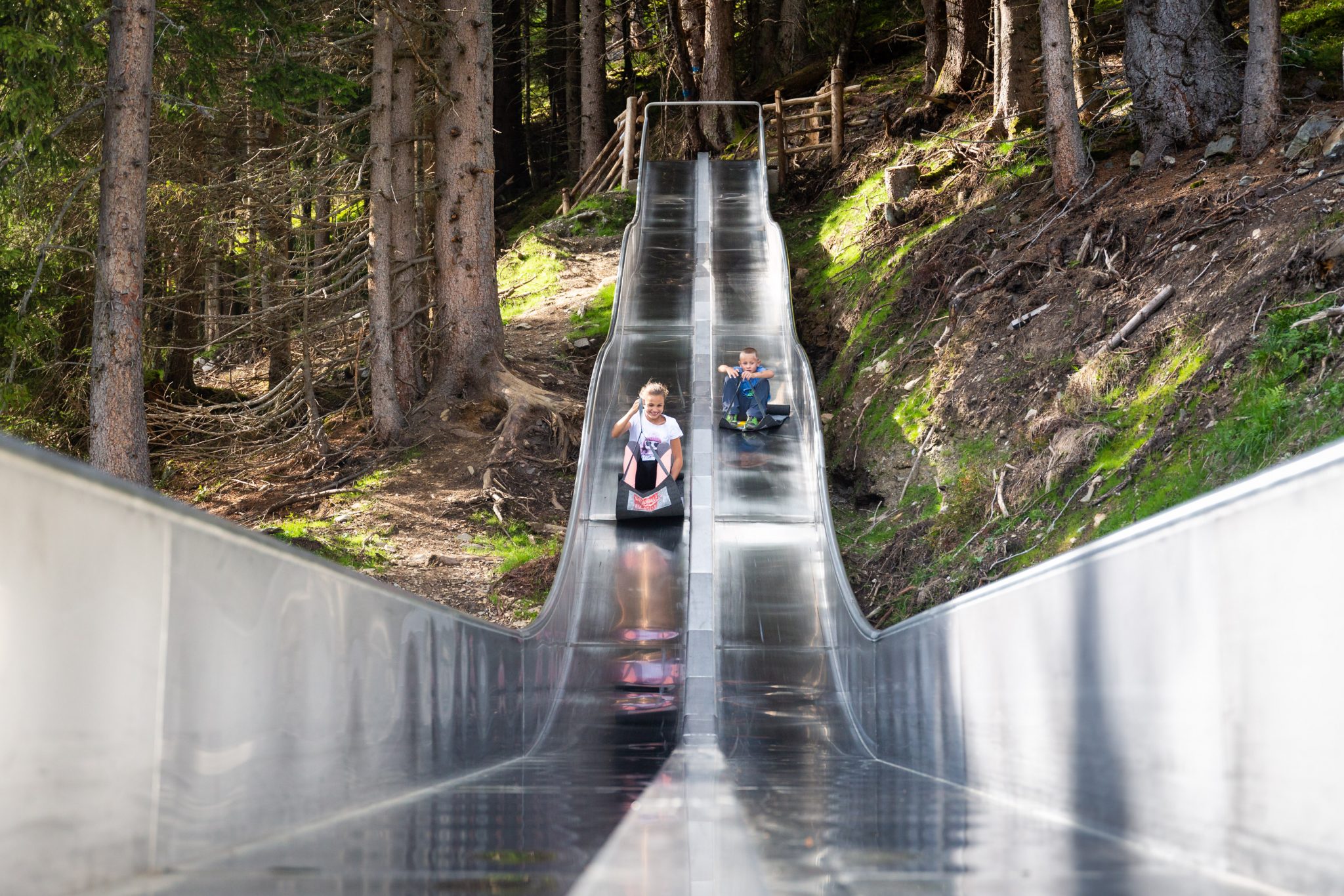 die_wellenrutsche_ist_ein_spass_fuer_jedes_kind_wildkogel_arena