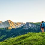 eurohike-wanderreise-baerentrek-bundalp-wanderer-c-schweiz-tourismus