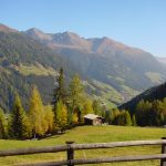 blick_ins_tal_im_sommer_alpengasthof_zollwirt