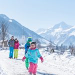 familienwanderung_im_traumhaften_raurisertal_c_fotostudio_creatina_tourismusverband_rauris