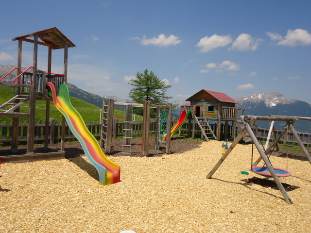 spielplatz_auf_der_sunnalm_mytirol