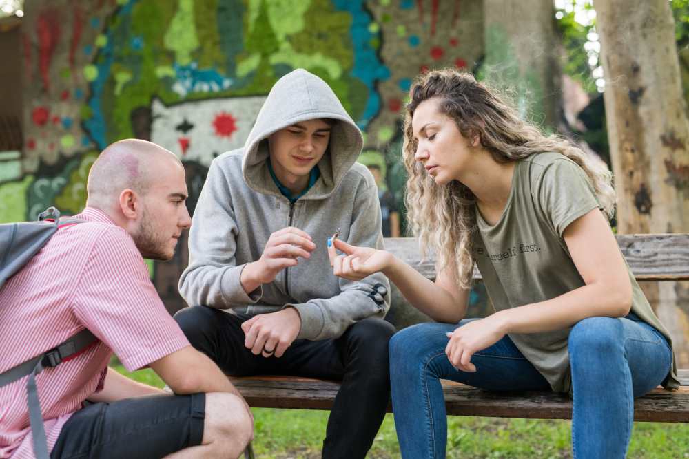 Friends,Smoking,Weed,In,The,Park.