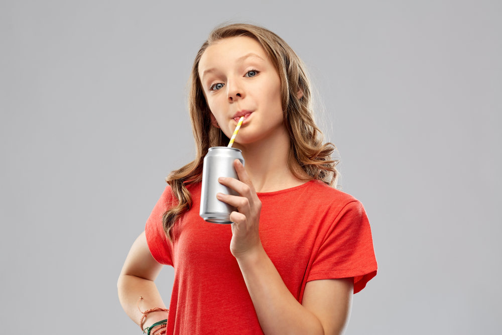 Drinks,And,People,Concept,-,Teenage,Girl,In,Red,T-shirt