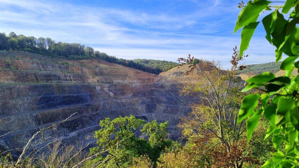 Beliebte Steinbruch Wanderungen in Österreich